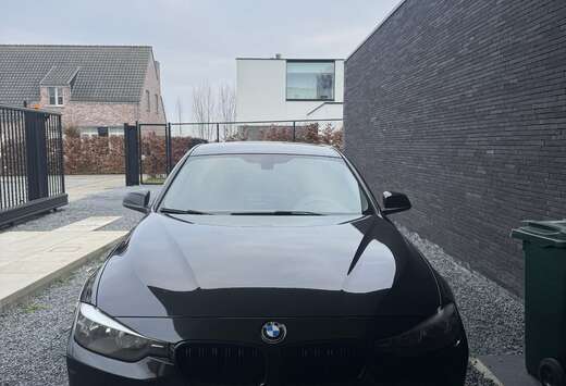 BMW 318d Luxury Line