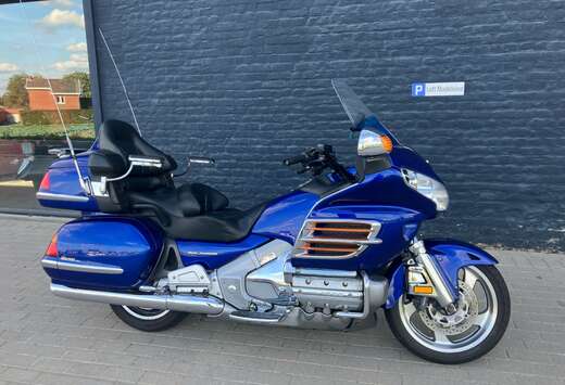 Honda goldwing