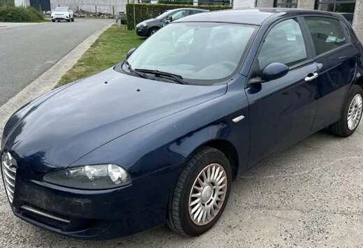 Alfa Romeo 147 1.6i TS Impression