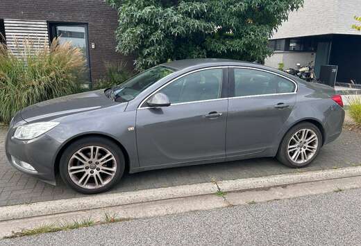 Opel Insignia 1.8 Edition