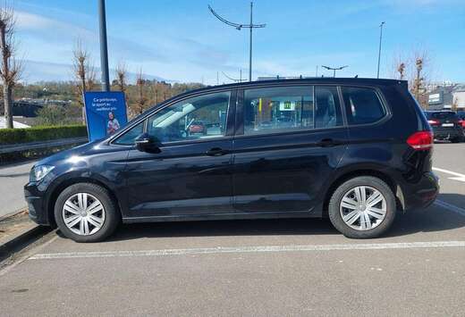 Volkswagen Touran 1.6 TDi SCR Highline