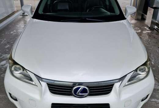 Lexus CT 200h