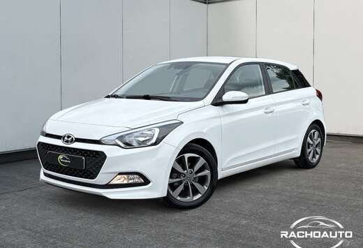 Hyundai i20 1.2i / GARANTIE / NAVI / AIRCO / LED /