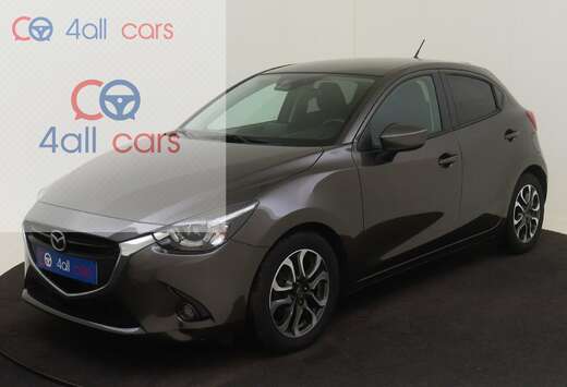 Mazda 3287 GPS, Cam v+a, sens a, cruise, head-up, 1.5 ...