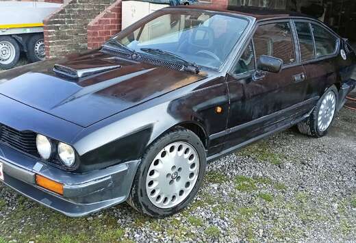 Alfa Romeo GTV6