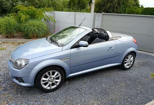 Opel Tigra Twintop 1.4i XEP 16v Cosmo
