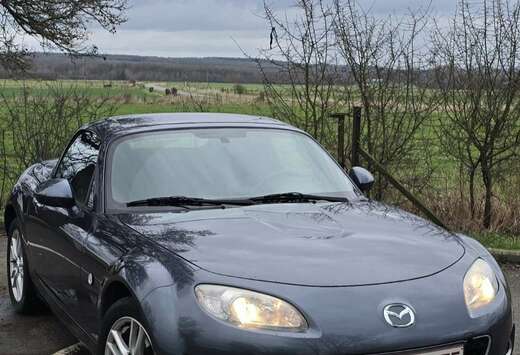 Mazda Roadster Coupé 1.8i Active