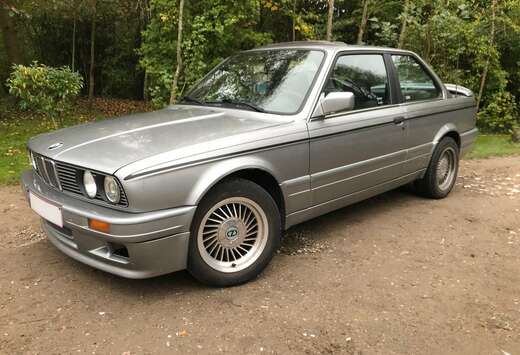 BMW 318i