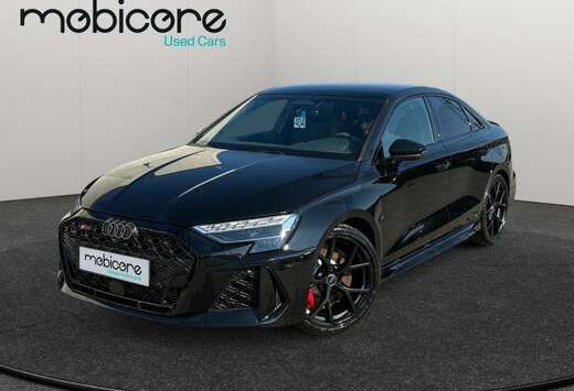 Audi Limousine / Essence