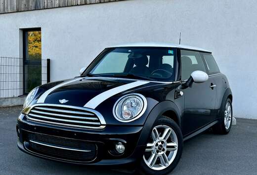 MINI MINI Cooper 1.6D **Carnet d\'entretien **1er pro ...