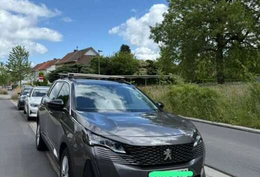 Peugeot 5008 1.5 BlueHDi Allure