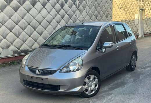 Honda Jazz 1.4i 2006// 88.000km// Ac// Avec CT //