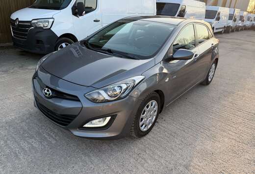 Hyundai i30 1.6 CRDi U2 Blue Comfort ISG 103gr.
