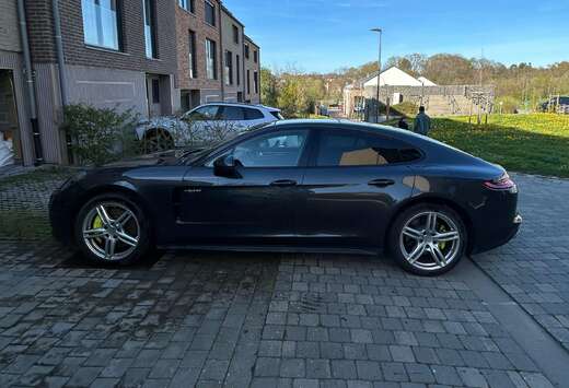 Porsche Panamera 4 e-Hybrid 2.9 V6 Bi-T PHEV Executiv ...