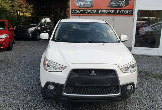 Mitsubishi 1.8 Di-D 2WD Instyle