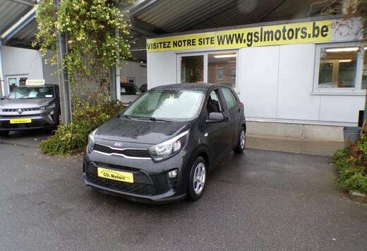 Kia 1.000cc  67cv noir 05/17 Airco Radio Bluetooth