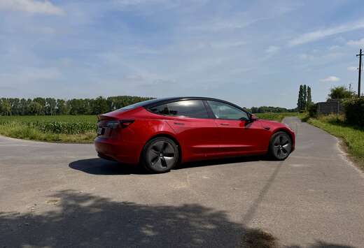 Tesla 75 kWh Long-Range Dual Motor