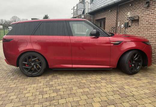 Land Rover 4.4 P635 MHEV SV Edition One Carbon Bronze