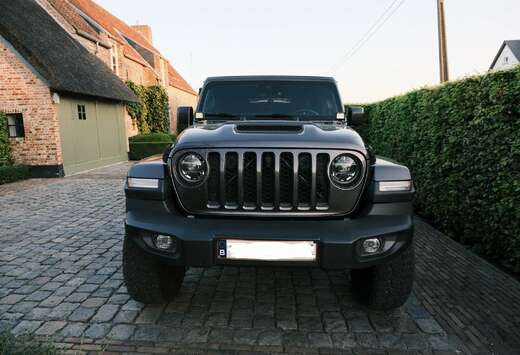 Jeep 3.0 V6 4WD Launch Edition
