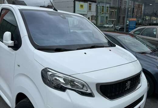 Peugeot 2.0 BlueHDi L2 Standard Premium S&S