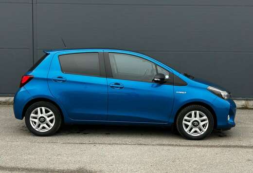 Toyota Yaris 1.3i VVT-i 16v Linea Sol