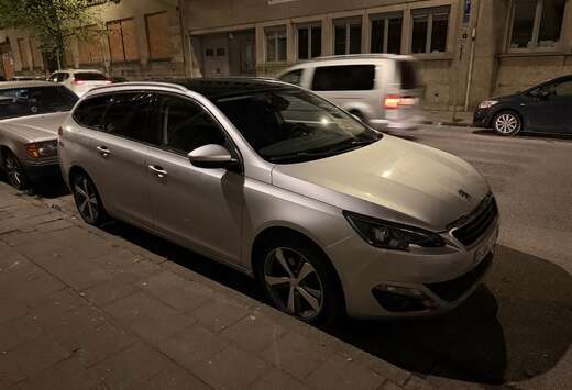 Peugeot SW 1.2 PureTech Allure