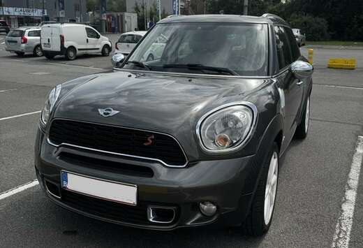 MINI 1.6i ALL4