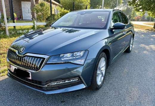Skoda Superb PHEV 1.4 TSI Ambition DSG