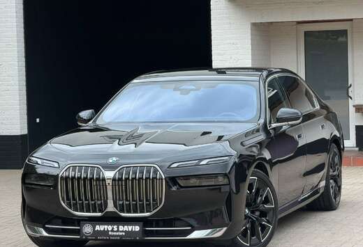 BMW 740 dXAS*HUD*B&W*PANO*