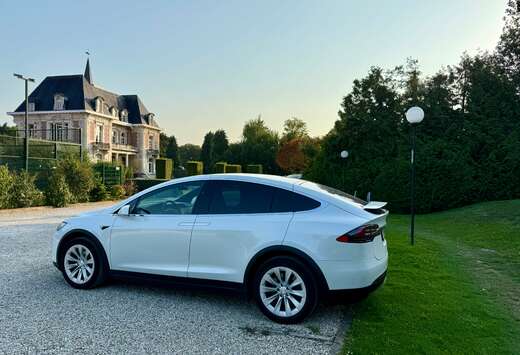 Tesla Model X 87 kWh Dual Motor Long Range