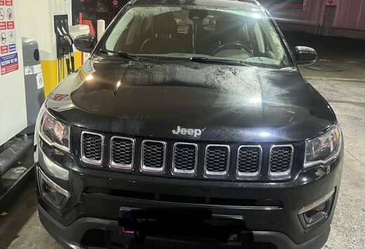 Jeep Compass 1.4 Turbo 4x2 Longitude (EU6d)