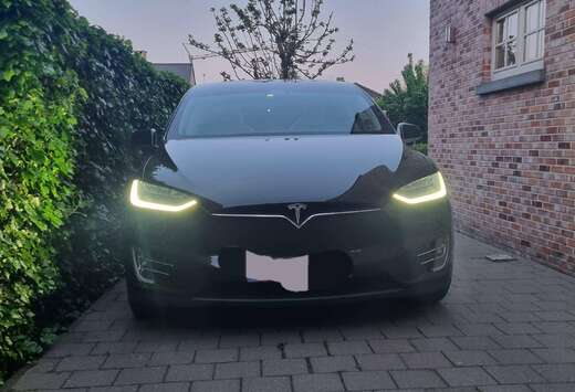 Tesla Model X 100 kWh Dual Motor Long Range