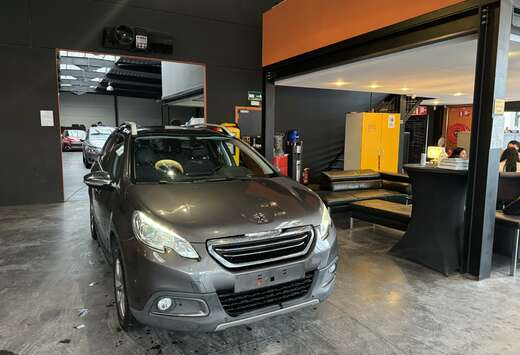 Peugeot 1.2i - A/C - NAVI - PANO - MEDIA/TEL - LIM/RE ...