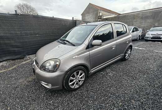 Toyota Toyota yaris T-sport prêt à immatriculé