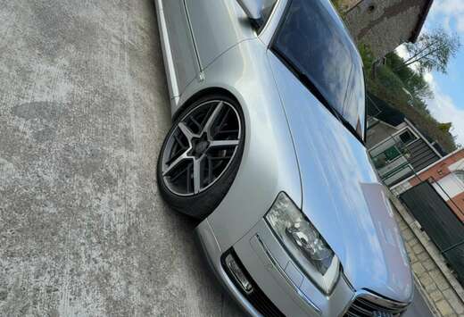Audi A8 Long 4.2i V8 40v Quattro Tiptronic