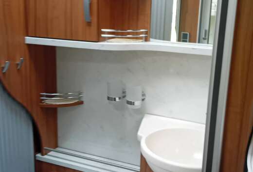 Caravans-Wohnm T678CL