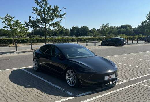 Tesla 64 kWh RWD Standart Range Premium