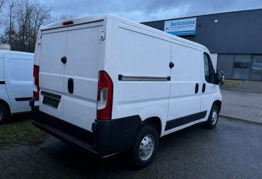 Peugeot 2.2 BlueHDi L1H1 Pro S/S