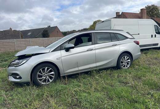 Opel 1.2 Turbo Sports Tourer,met schade,...