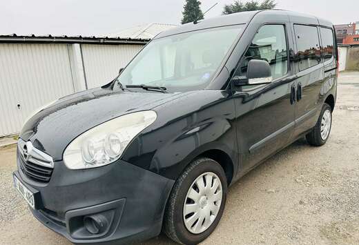 Opel Combo Tour 1.4i ESSENCE AIRCO 6950€