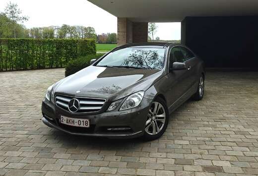 Mercedes-Benz COUPE E 220 D - Full option