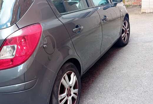 Opel Corsa 1.3 CDTi ecoFLEX Cosmo Start/Stop DPF