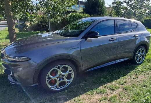 Alfa Romeo Tonale PHEV 1.3 Q4 Veloce (206 kW)