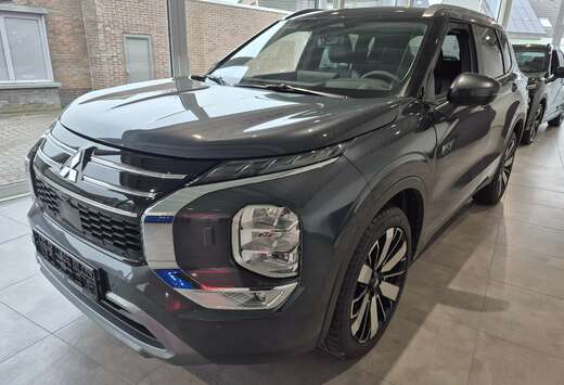 Mitsubishi Outlander PHEV 2.4 INTRO ED 4WD