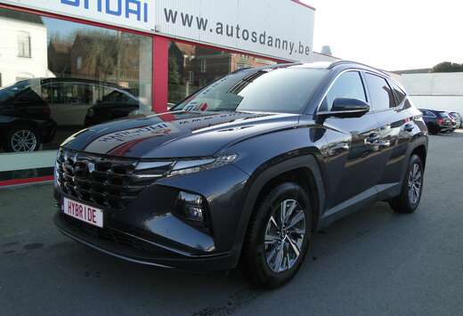 Hyundai Tucson hybrid 1.6 navi camera