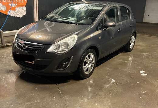 Opel 1.2i Essence 2013 Carplay Cruise Control