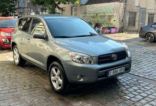 Toyota RAV4 2.0i VVT-i 16v VX