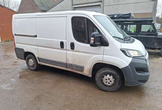 Peugeot 1400 2.0 HDi