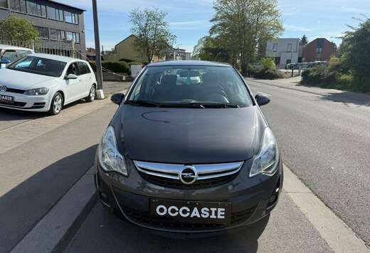 Opel Corsa 1.2i ecoFLEX Black Edition Start/Stop