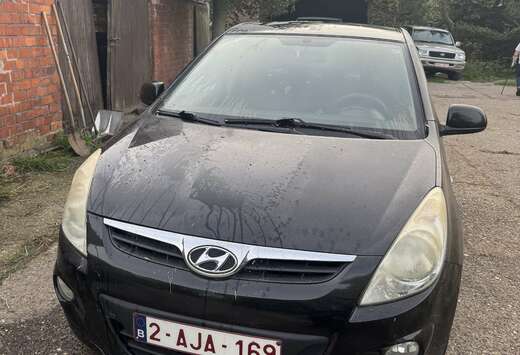 Hyundai 1.2i